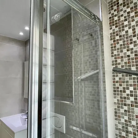 Apartment Catalonia 1-9 *