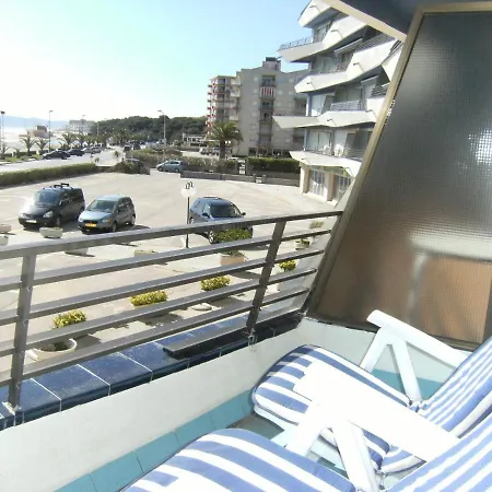 Apartment Catalonia 1-9 *